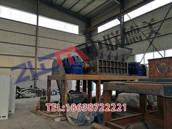 河北工業(yè)塑料撕碎機(jī)刀片角度