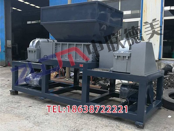 江蘇平刀型塑料撕碎機(jī)使用說明