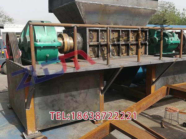 內(nèi)蒙古大塊塑料撕碎機內(nèi)部圖片