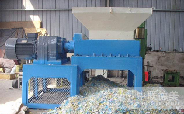 撕碎機設(shè)備